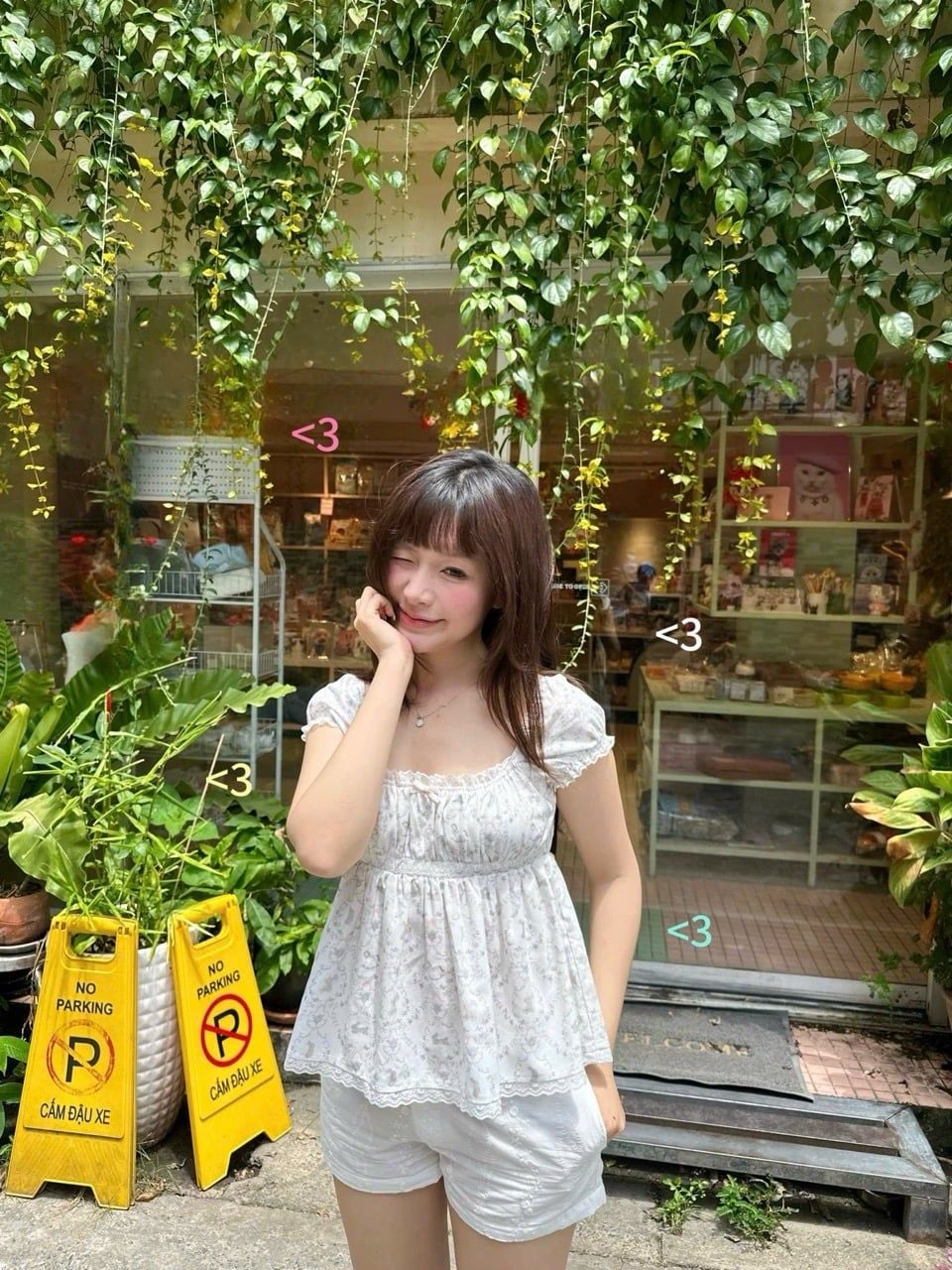 Risa bunny top